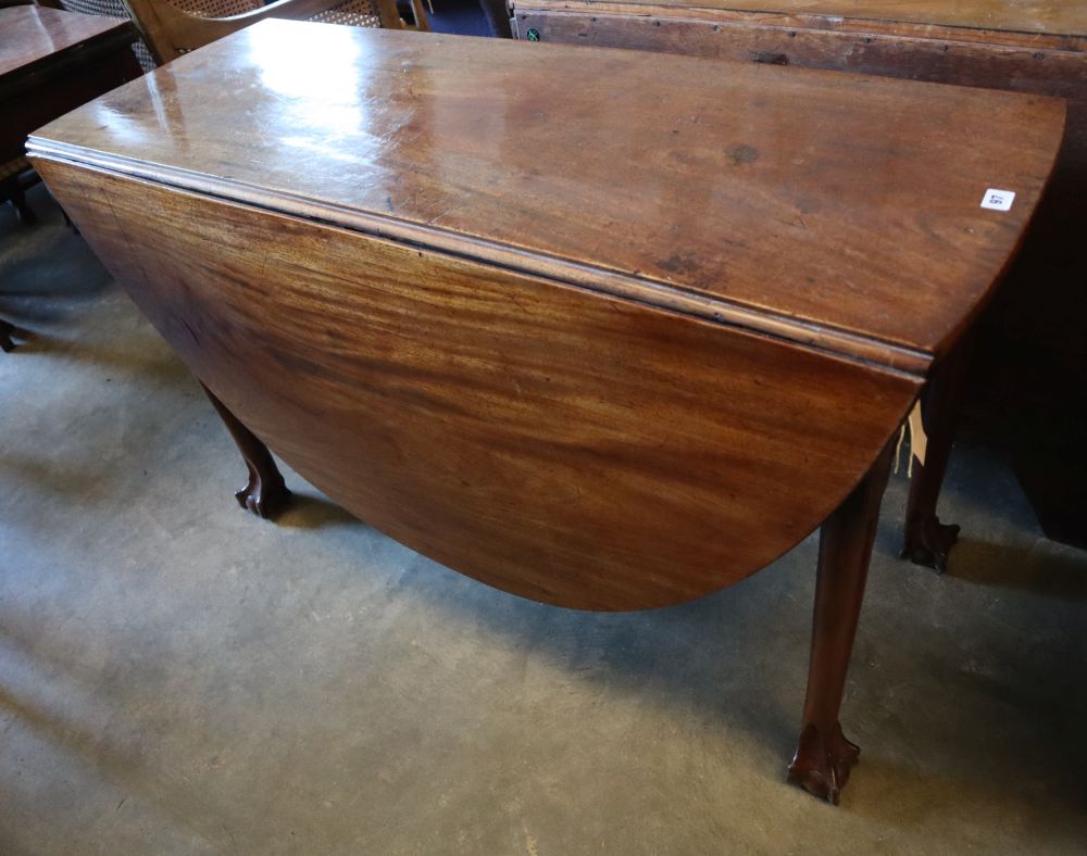 A George III mahogany drop-leaf dining table, width 122cm